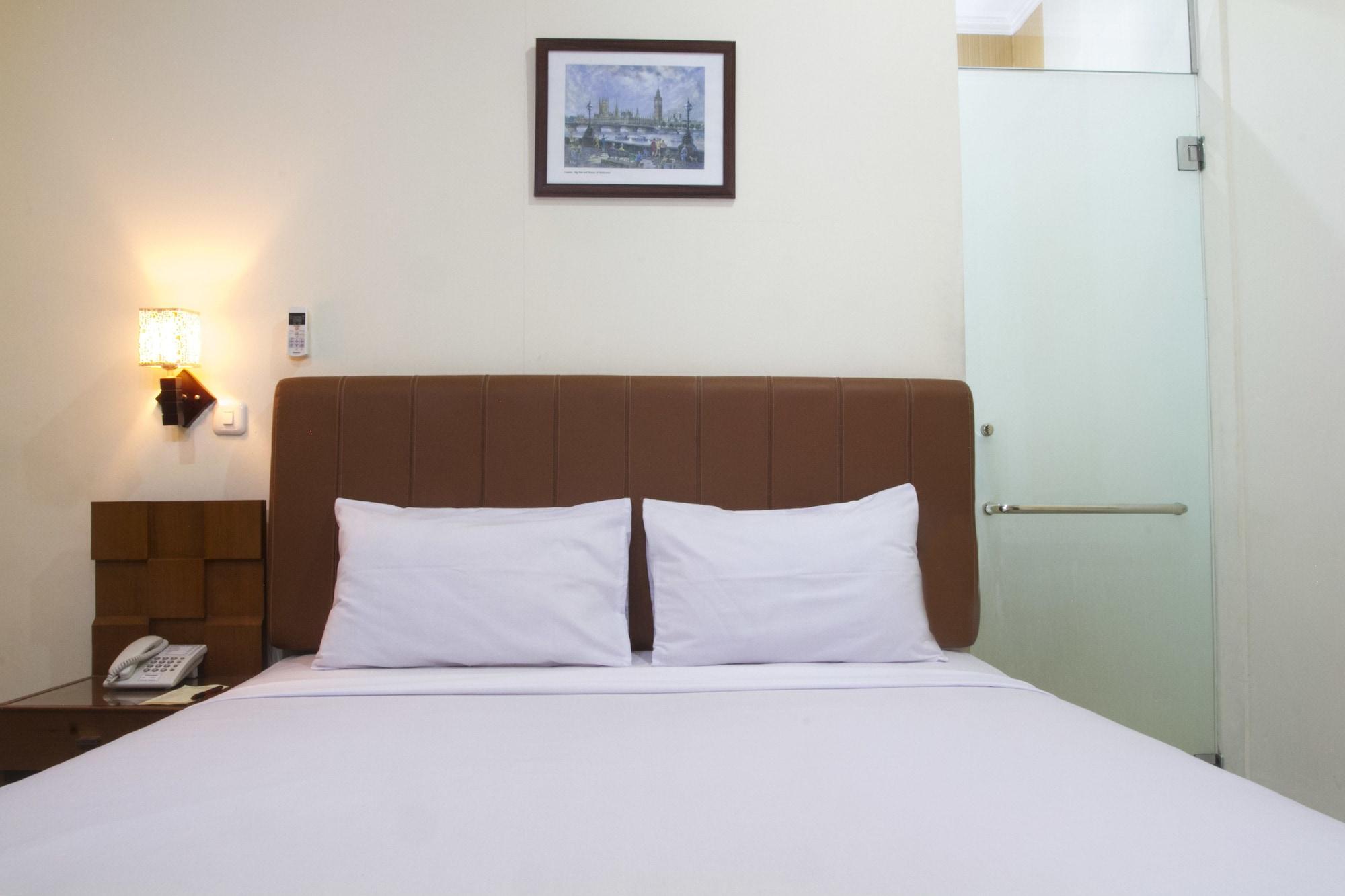 House Of Arsonia Tulip Otel Cakarta Dış mekan fotoğraf