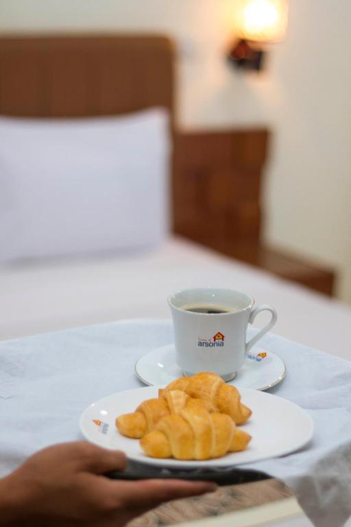 House Of Arsonia Tulip Otel Cakarta Dış mekan fotoğraf
