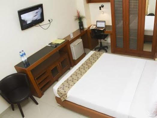 House Of Arsonia Tulip Otel Cakarta Dış mekan fotoğraf